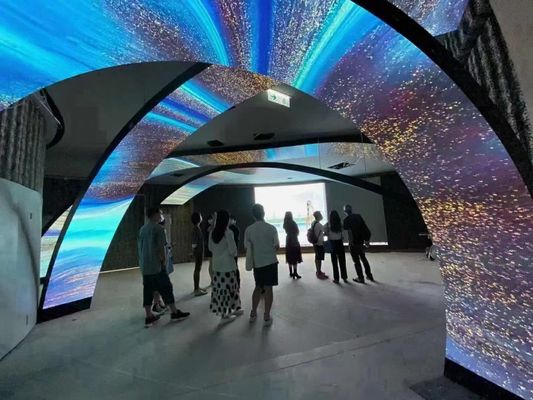 Layar LED Fleksibel Besar Layar Tembok Video Curved Cahaya Tinggi